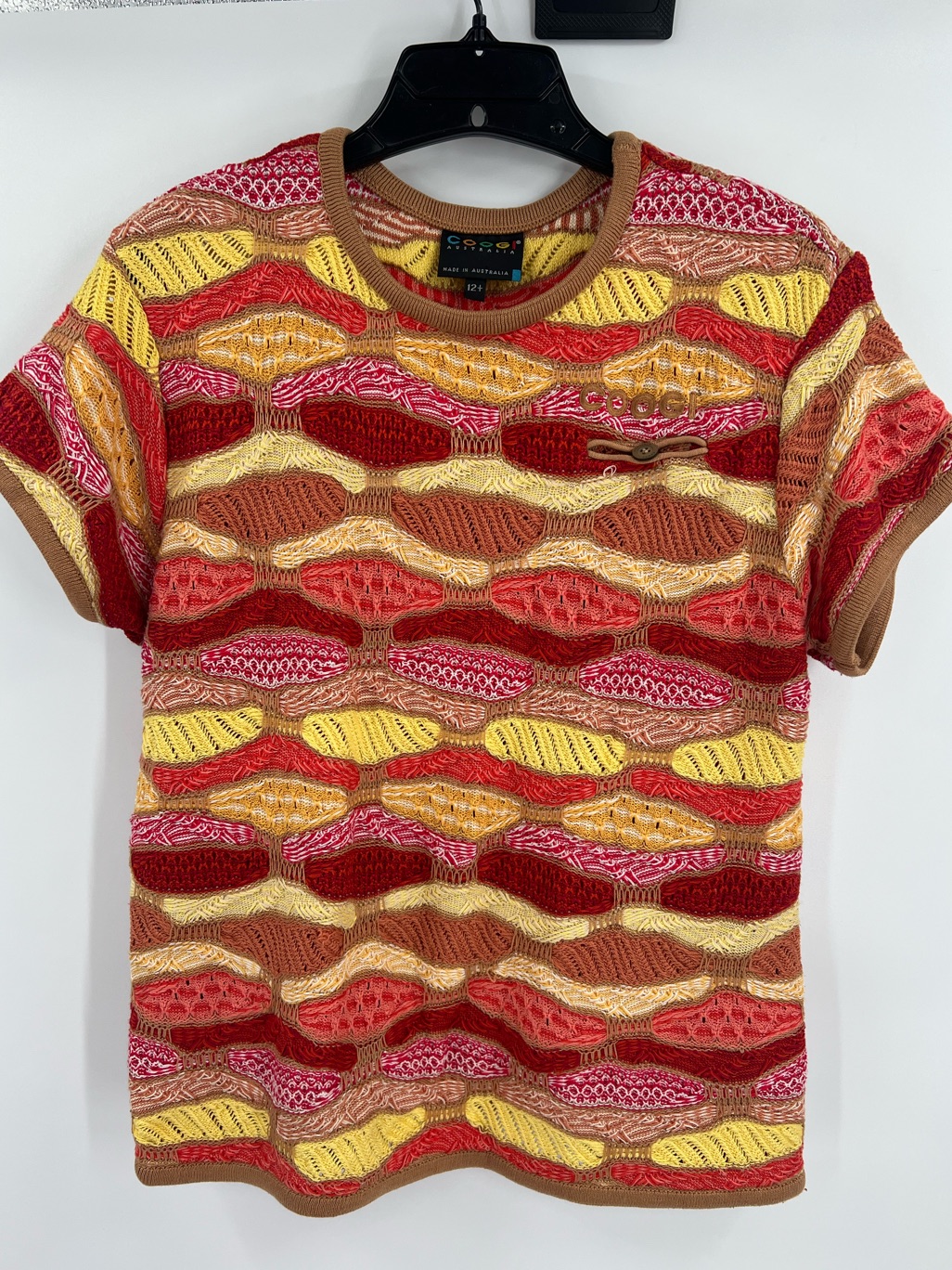 Coogi Australia Womens Vintage 3d Knit Multi Colored Short Sleeve Sweater Sz 12
